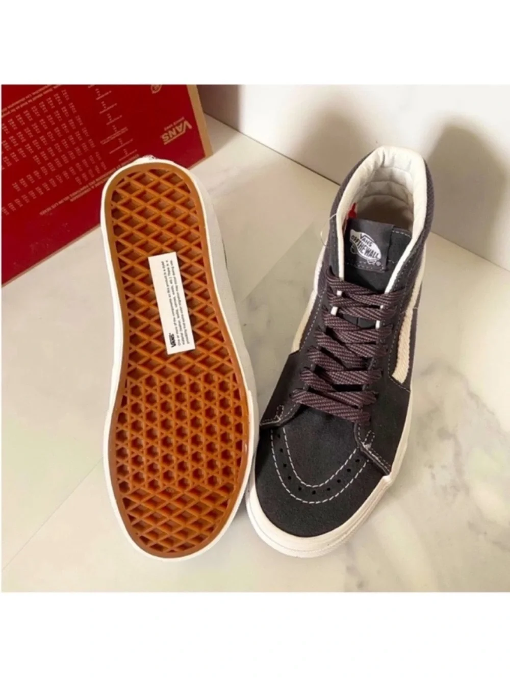 Vans SKS-Hi Textured Women 7.5 VNO005U9107